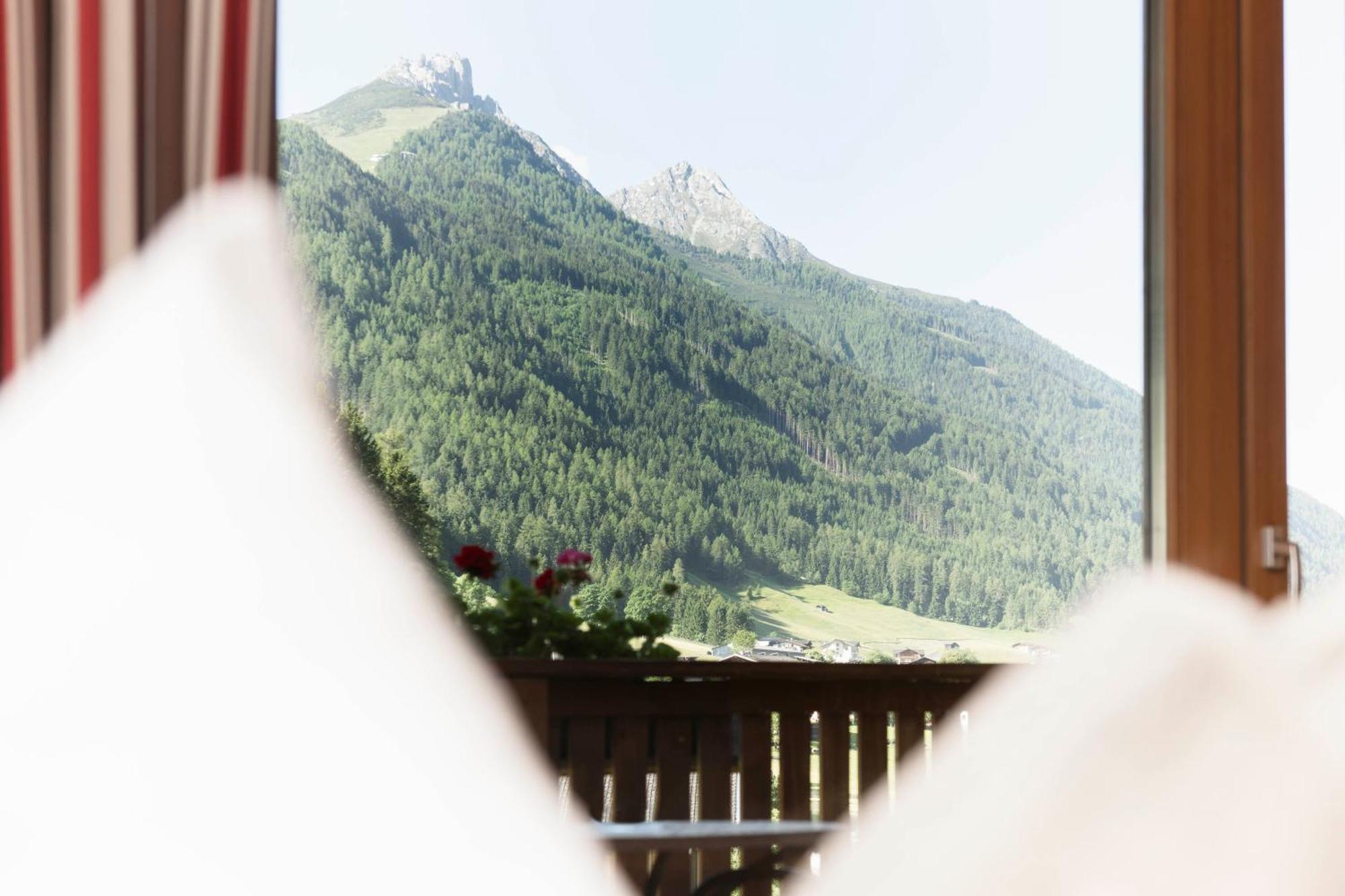 Lifestylepanoramahotel Erika Superior Neustift im Stubaital Extérieur photo